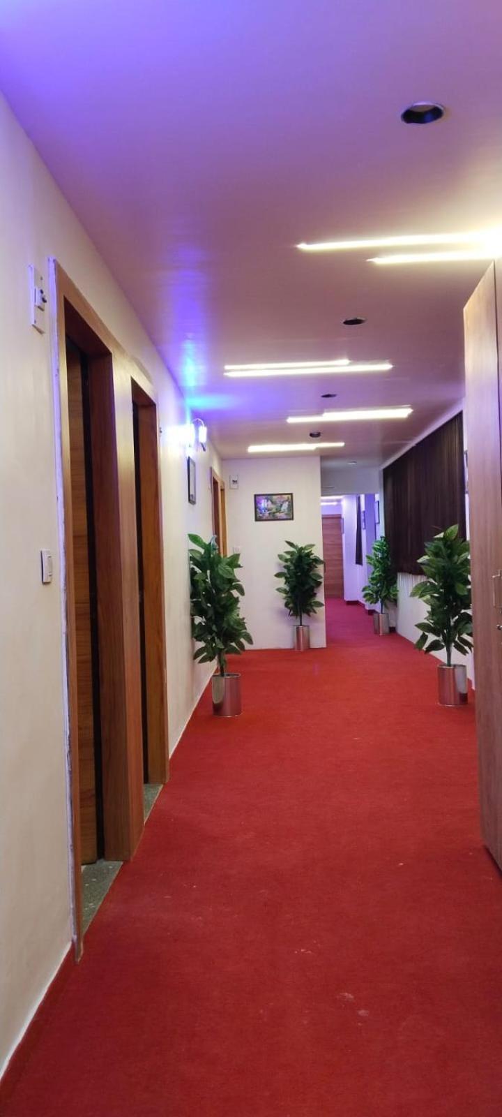 Hotel Royal Relax Gandhinagar Eksteriør billede
